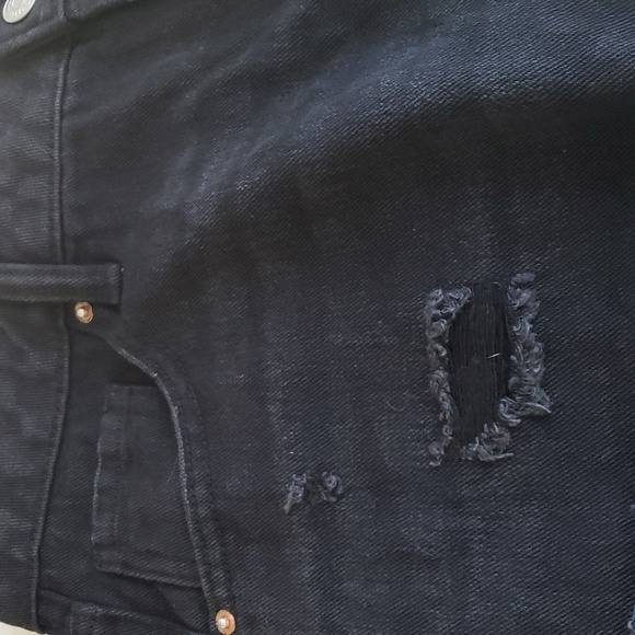 Wild Fable Distressed Low Rise Raw Hem Denim Shorts in Black Size 6 28W - Picture 12 of 14